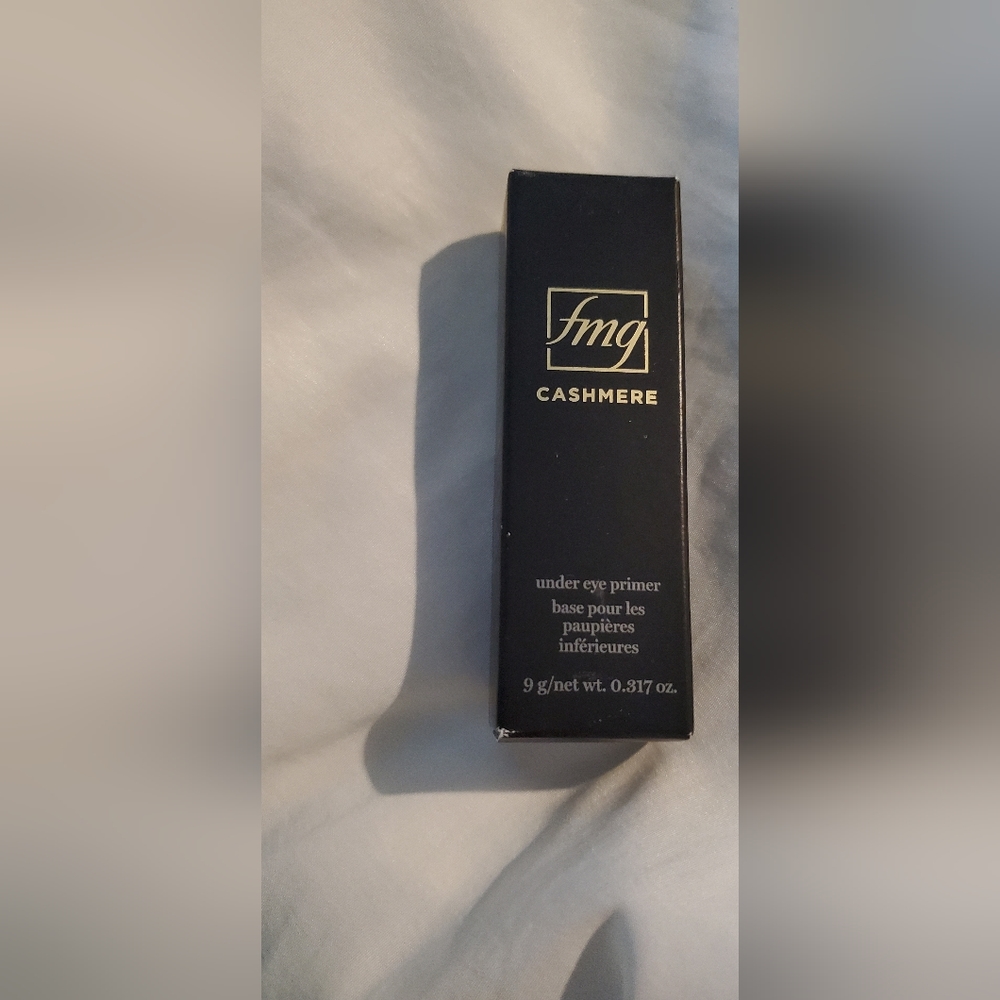 Avon fmg Cashmere Under Eye Primer. BNIB